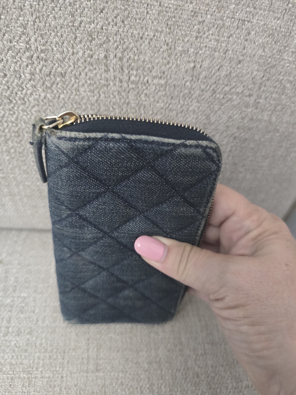 Authentic CHANEL 2.55 Quilted Denim Zip-Around Wallet – Great Condition - Picture 3 of 11